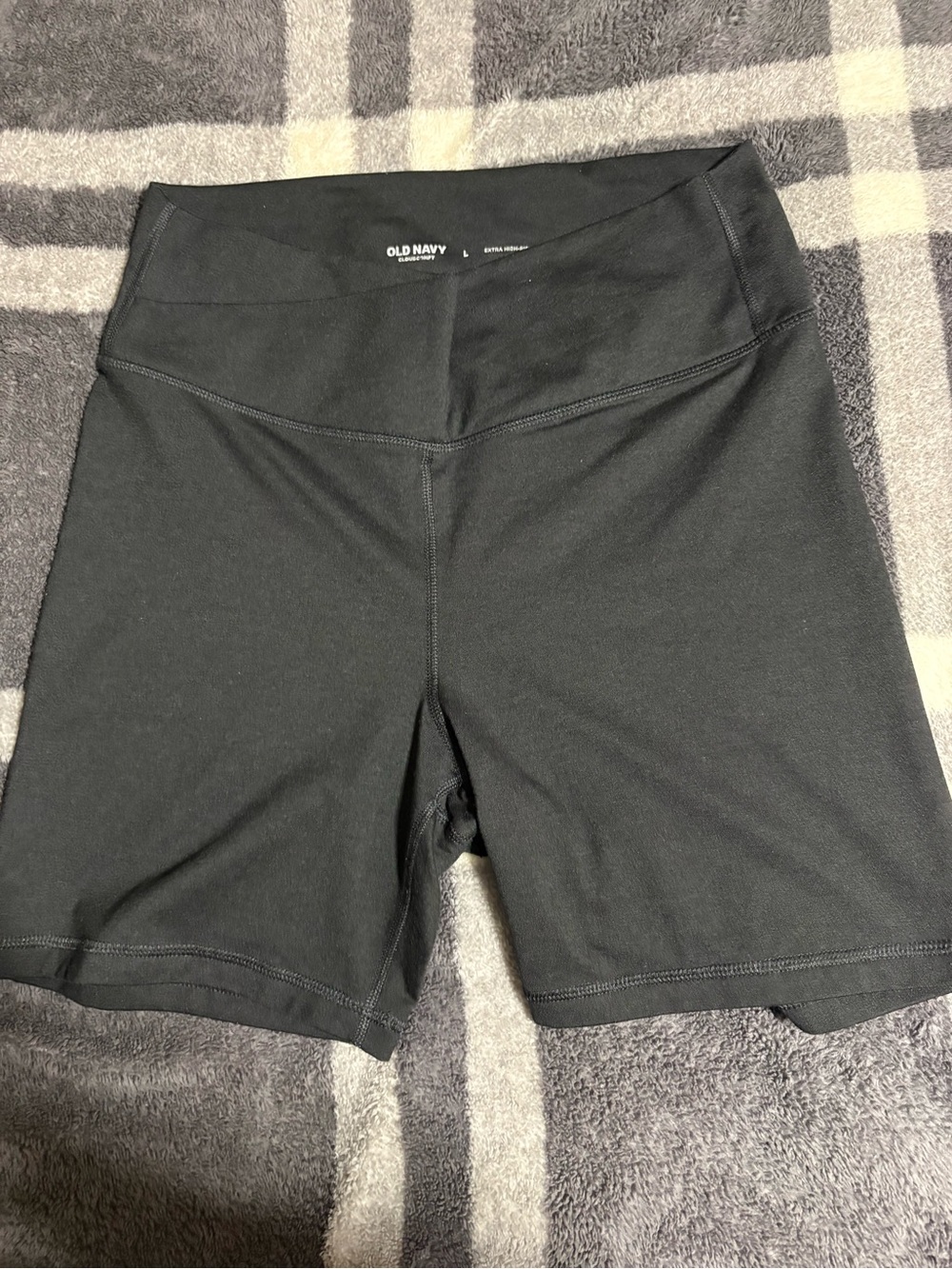 Old Navy Black Mid-Rise Bike Shorts